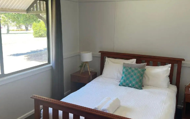 Lake Hume Resort