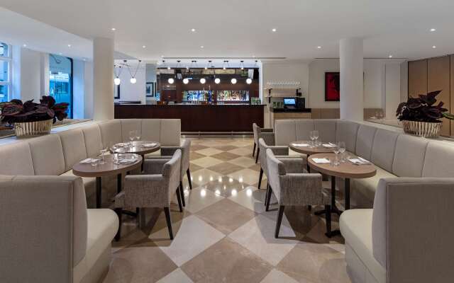Radisson Blu Hotel, London Tottenham Court Road (formely Kenilworth)