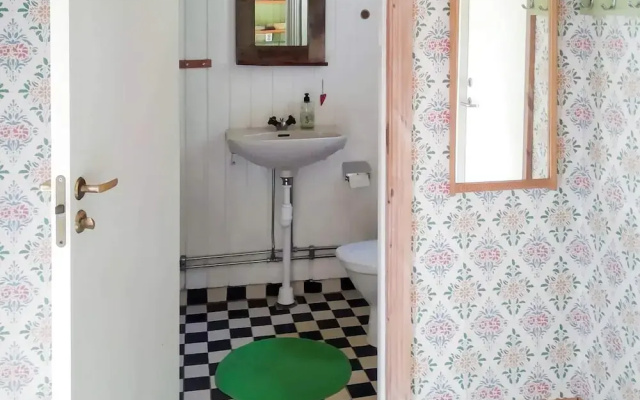 5 Person Holiday Home in Floda-by Traum