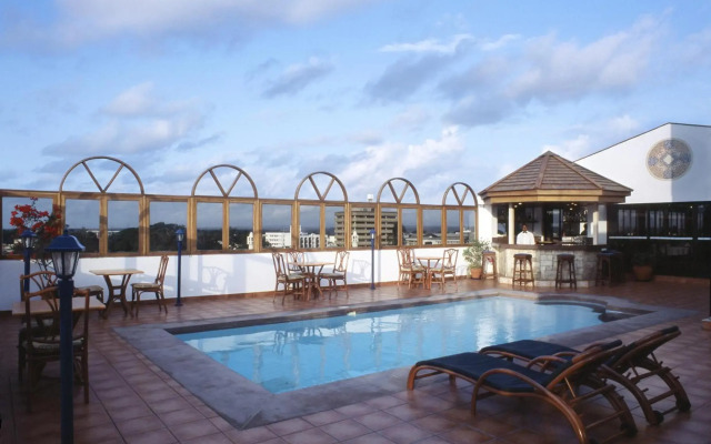 Royal Court Hotel