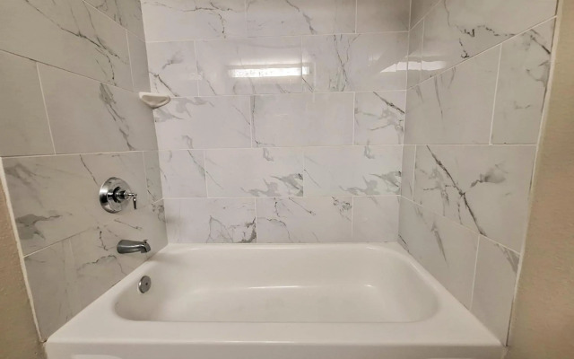 Trident Inn & Suites New Orleans