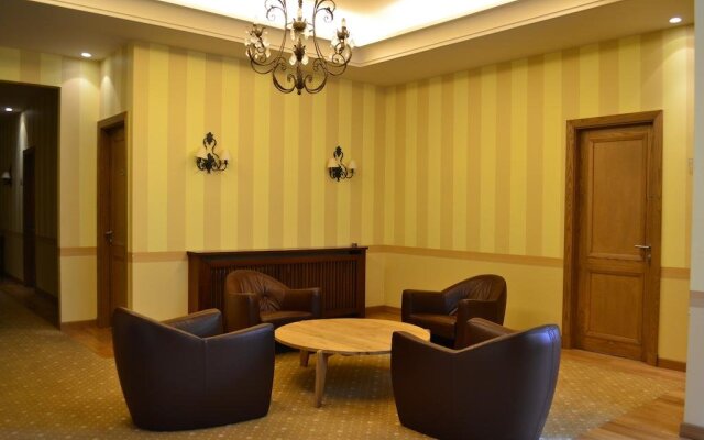 Master's Hotel - Ehden