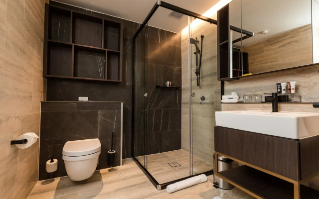 The Branksome Hotel And Residences