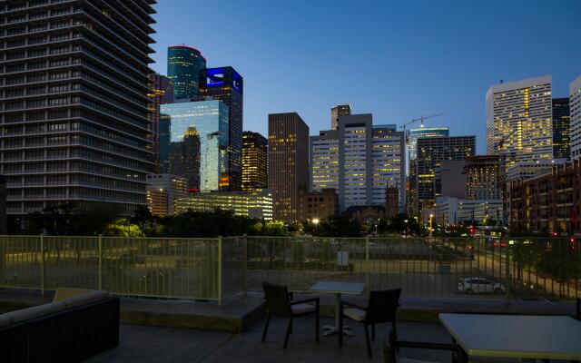 Holiday Inn Houston Downtown, an IHG Hotel