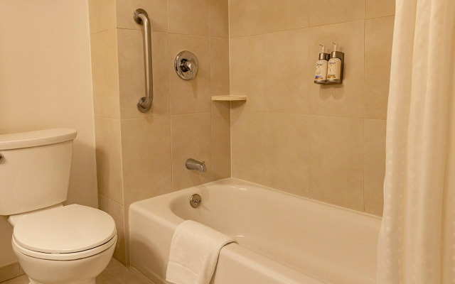 Holiday Inn Express & Suites Chihuahua Juventud by IHG