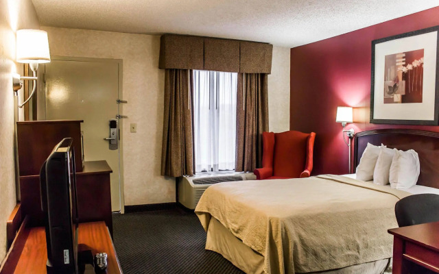 Quality Inn Roanoke Rapids