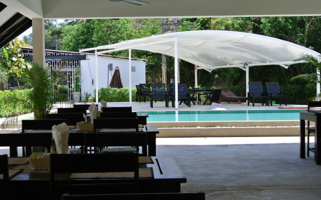 Naiharn Beach Resort