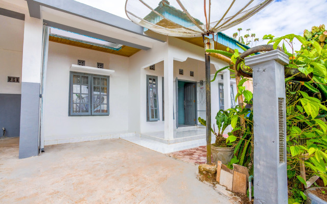 Putri Residence Syariah by OYO Rooms