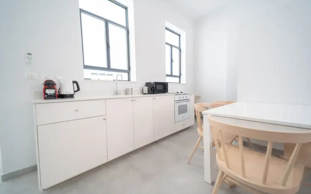 YalaRent Boutique apartments in Jaffa's flea market - Families only