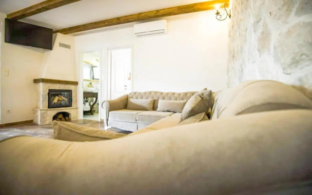 House for Rent Leila
