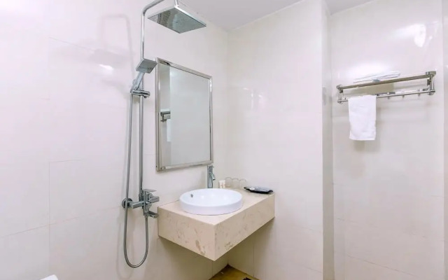 Dai Viet Hotel by OYO Rooms