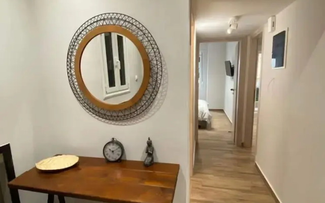 About Love Apartment- At015