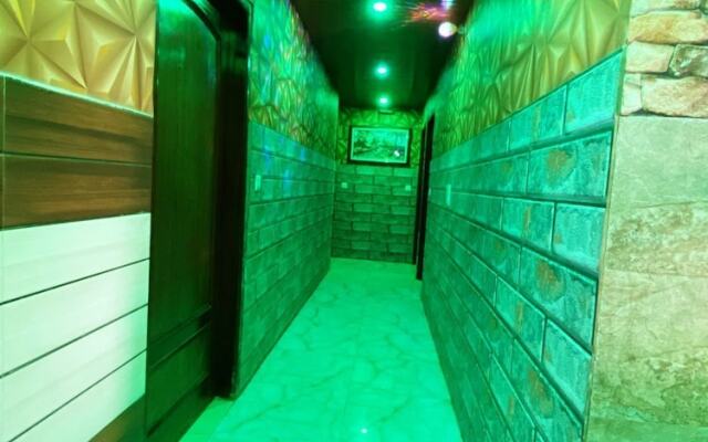 Manali Hotel By GRB