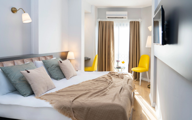 Niss Lara Hotel