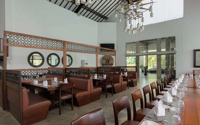 South Lake Resort Koggala