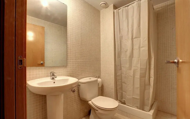 1337 R1 Single Room in a Profesionals Flat Shared