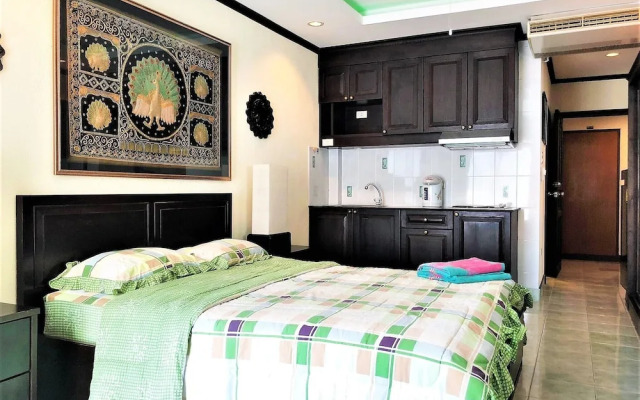 Sea View Apartment Rimhad Condominium Pattaya