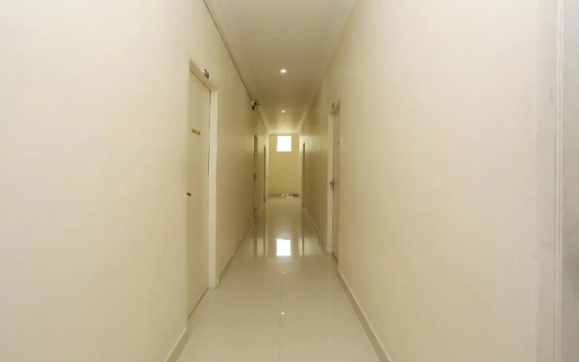 Saravana Inn