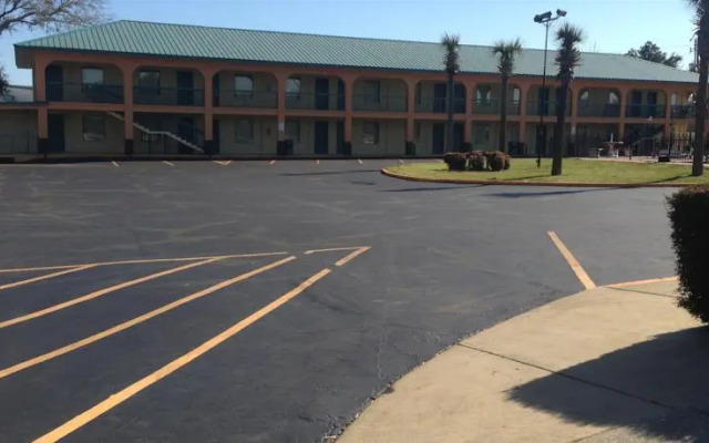 Super Inn Pensacola