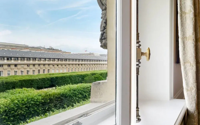 Palais Petit - Two Bedroom Apartment