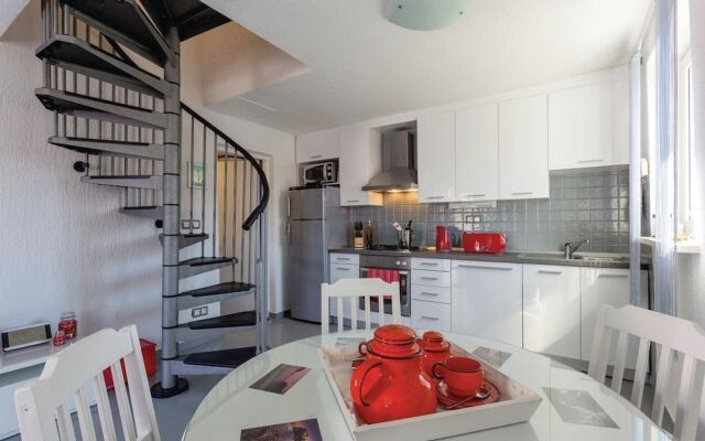 House Dina