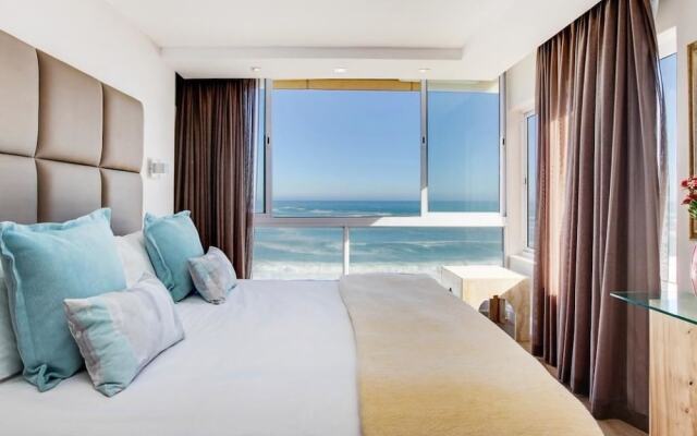 9 on Nautica Camps Bay