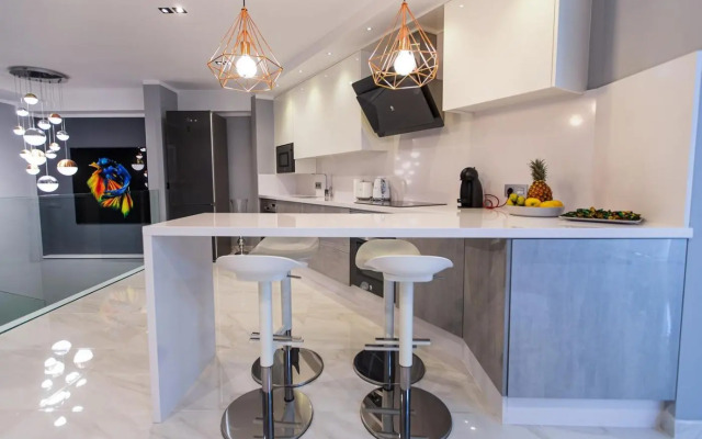 Luxury 2 bedroom apartment in Los Cristianos