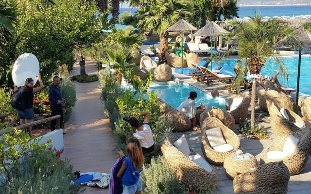 Area Blue Beach Apartments