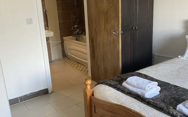 2 En-suite Bedrooms Flat in Kidlington ,oxford