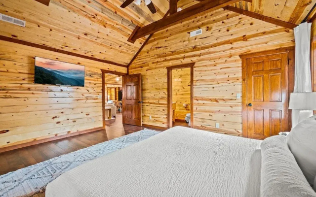 Hillside Retreat in Sevierville