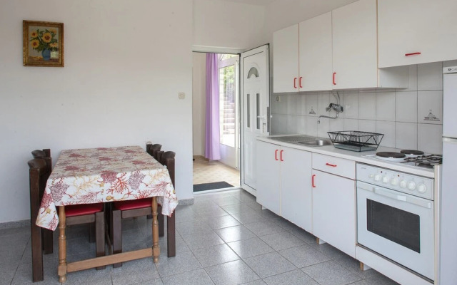 Star - With Swimming Pool - A4 Lavanda