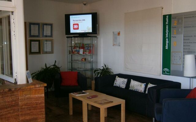 Albergue Inturjoven Huelva - Hostel