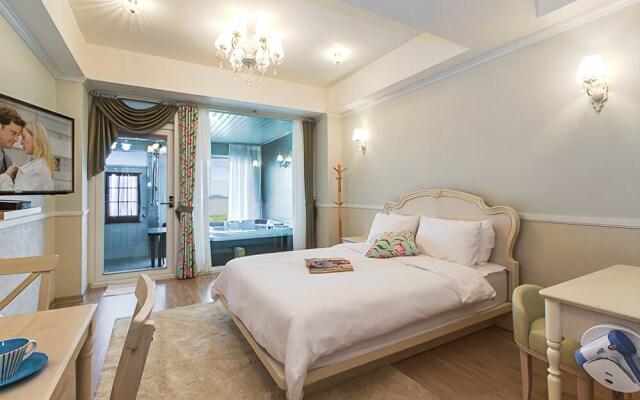 Ganghwa Plumeria Pension