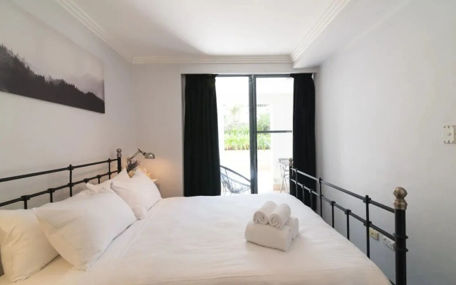 Peaceful Oasis in Randwick With Private Garden Patio