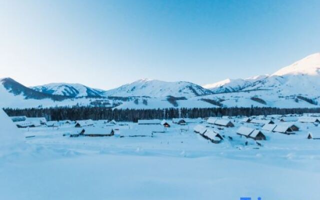 naked Home · Hemu Altay