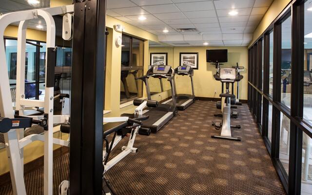Holiday Inn Express Hotel & Suites Canton by IHG