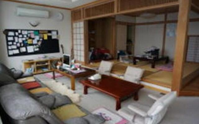 Otaru Ekimae Guest House Ito - Hostel