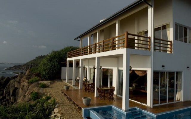 Land's End Villa