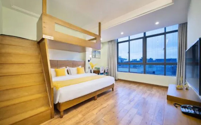 Xiaoluchen Ke Hotel(Haikou Meilan International Airport)