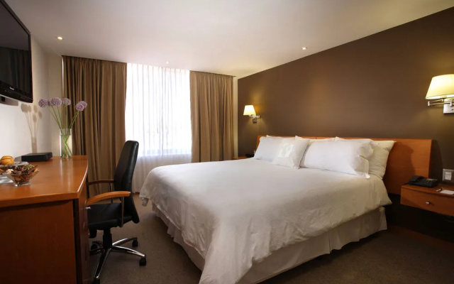 El Dorado Hotel