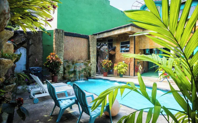 The Blue Suites Spa & Tours
