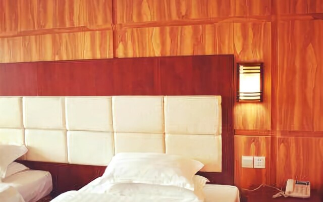 Tongcheng Business Hotel