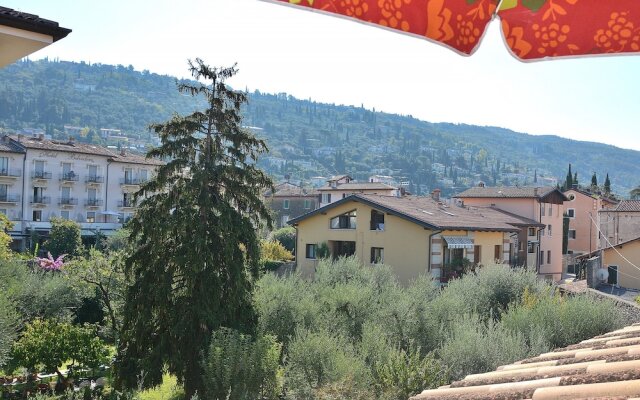 Apartment Benaco near Downtown