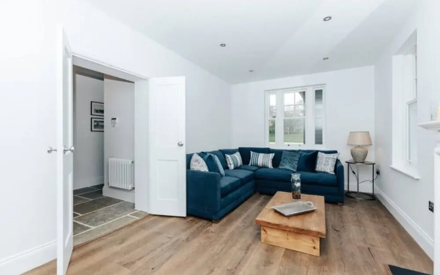 Woodvale Retreat - Sleeps 10