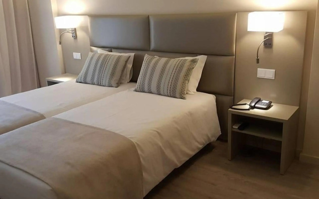 AP Maria Nova Lounge - Adults Friendly