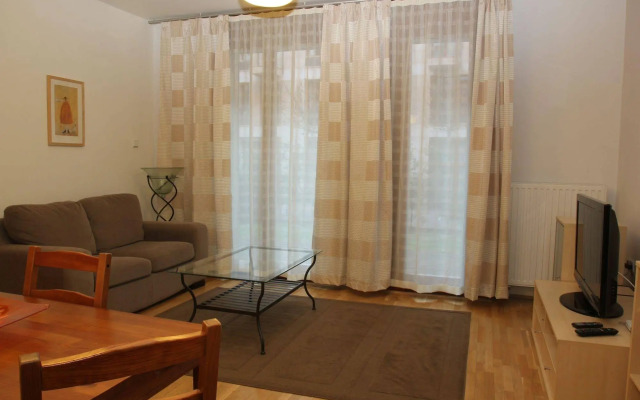 Adler Apartments