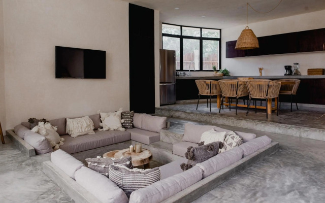 Round Luxury Villa Private Pool & Jungle rooftop 2B