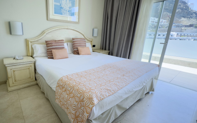 Holiday Club Playa Amadores