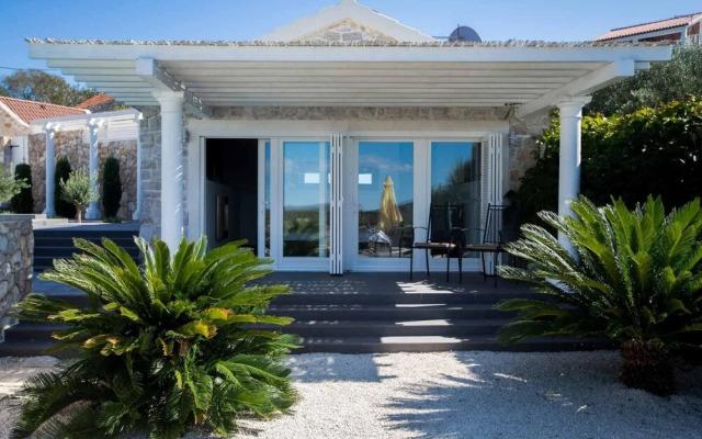 Villa Piccolo Mondo in Mali Drvenik