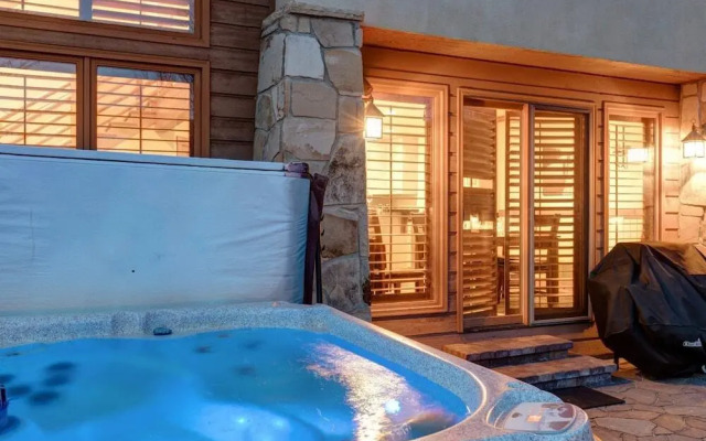 Abode at Gamble Oak in Solamere